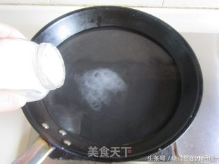 香菇肉酱菠菜面的做法步骤:11