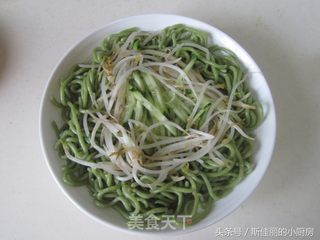 香菇肉酱菠菜面的做法步骤:14