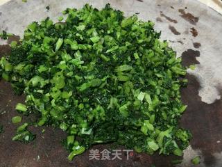 肉末萝卜缨馅饼的做法步骤:2