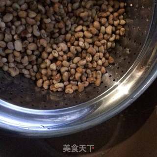 红枣红豆南瓜粥的做法步骤:2