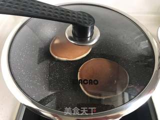 酸奶舒芙蕾松饼的做法步骤:9