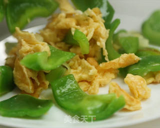 青椒炒鸡蛋的做法步骤:8