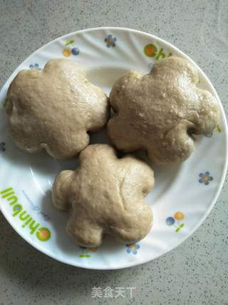 荞麦面黑芝麻包的做法步骤:9