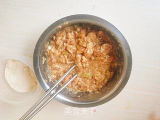 自制零食羊肉馅饼的做法步骤:3