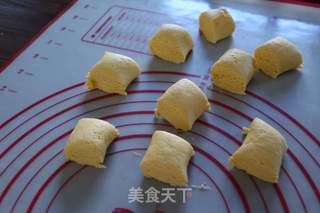 南瓜包的做法步骤:7