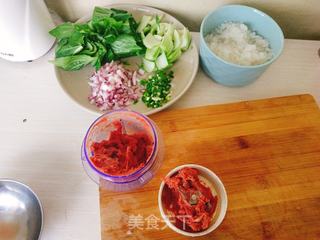 牛肉糜蛋炒魔芋米的做法步骤：2