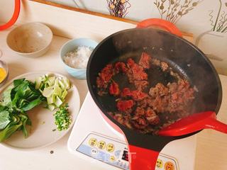 牛肉糜蛋炒魔芋米的做法步骤：7