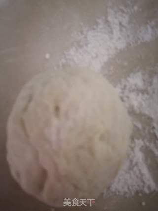 小兔子香肠馒头卷的做法步骤:2