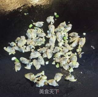 蚬子煎蛋的做法步骤:3