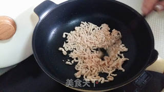 香菜炒鸡丝的做法步骤:3