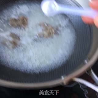 香菜排骨石斛粥的做法步骤:8