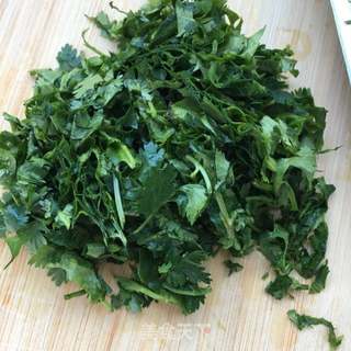 香菜排骨石斛粥的做法步骤:11