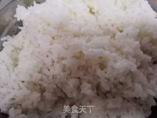 香菇鲜虾饭的做法步骤:2