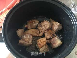 新疆大盘鸡的做法步骤:7