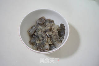 酱油虾仁炒饭的做法步骤:3
