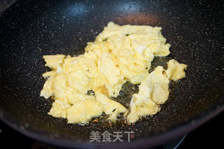 酱油虾仁炒饭的做法步骤:8