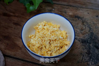 酱油虾仁炒饭的做法步骤:9