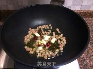 泡豇豆炒牛肉粒的做法步骤:5