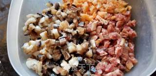 电饭锅版腊味糯米饭的做法步骤:5