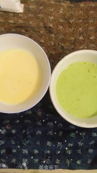 双色菠菜鸟巢卷的做法步骤:4