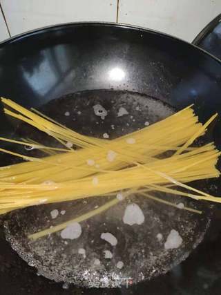 芝士肉酱意面的做法步骤:4