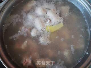 私房菜?糖醋排骨的做法步骤：2
