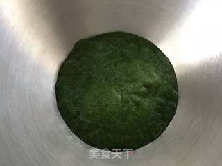 海盐菠菜戚风的做法步骤：1