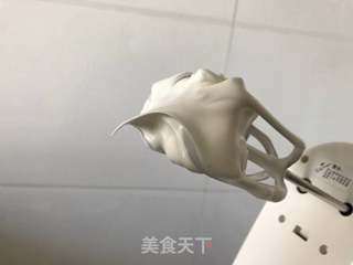 海盐菠菜戚风的做法步骤:9