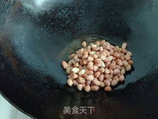 炒花生米的做法步骤:4