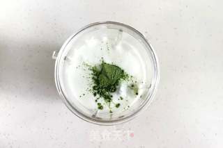 牛油果香蕉思慕雪的做法步骤:5