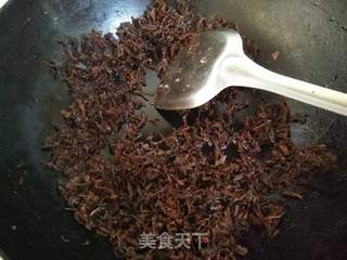 超级简单的梅干菜肉饼(麦饼)的做法步骤：4