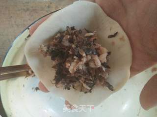 超级简单的梅干菜肉饼(麦饼)的做法步骤:7