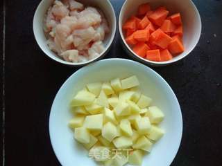 咖喱鸡肉饭的做法步骤:2