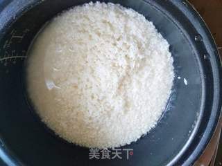 香菇虾干豆饭的做法步骤:3