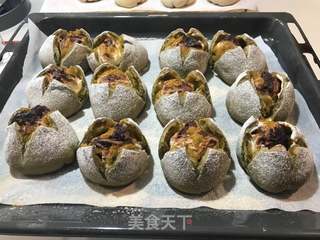 万圣节南瓜爆裂小面包的做法步骤:15