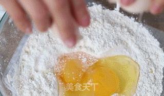 我吹爆这个网红牛扎奶芙,好吃到哭泣的做法步骤:2