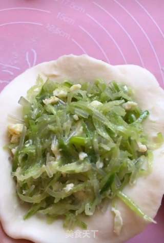 鸡蛋粉丝萝卜馅饼的做法步骤:12