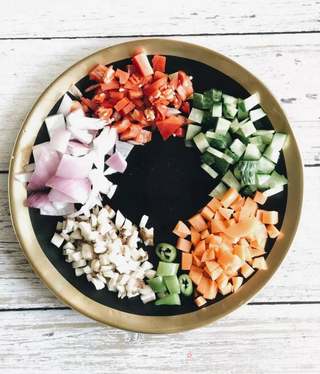 虾仁什锦炒饭的做法步骤:3