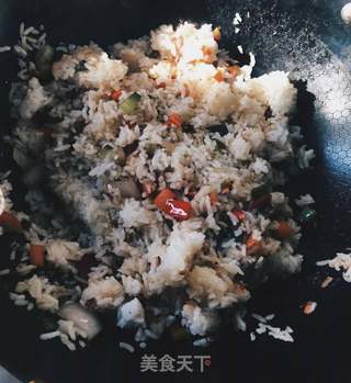 虾仁什锦炒饭的做法步骤:6