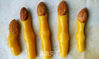 万圣节女巫手指饼干的做法步骤:7