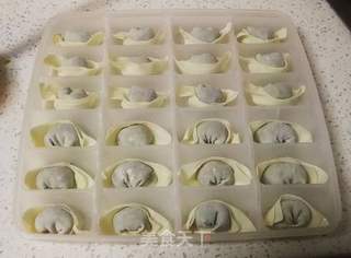 茼蒿菜馄饨的做法步骤：11