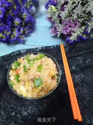 番茄虾仁炒饭的做法步骤:6