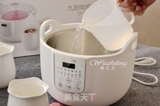 【桃胶银耳羹】的做法步骤:4