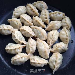 美味煎饺的做法步骤:11