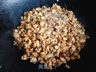 强烈推荐:平菇鸡蛋韭菜素饺的做法步骤:10