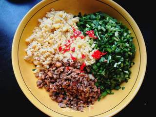强烈推荐:平菇鸡蛋韭菜素饺的做法步骤:12