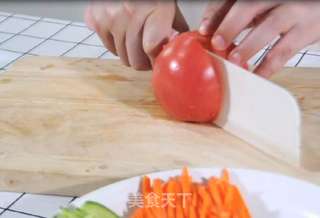 鸡丝凉拌荞麦面&蔬菜汤的做法步骤:2