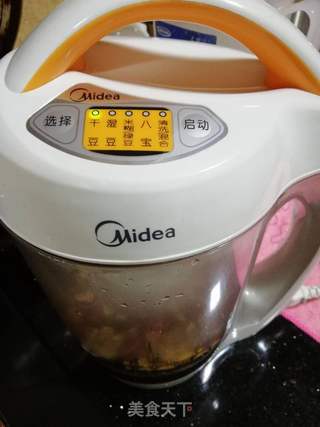 红枣核桃养生黑豆糊的做法步骤:3