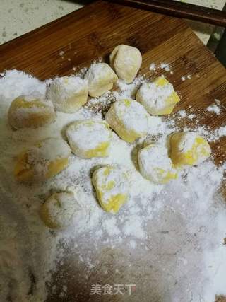 牛肉娃娃菜饺子的做法步骤:6
