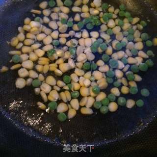 海鲜炒饭的做法步骤:3